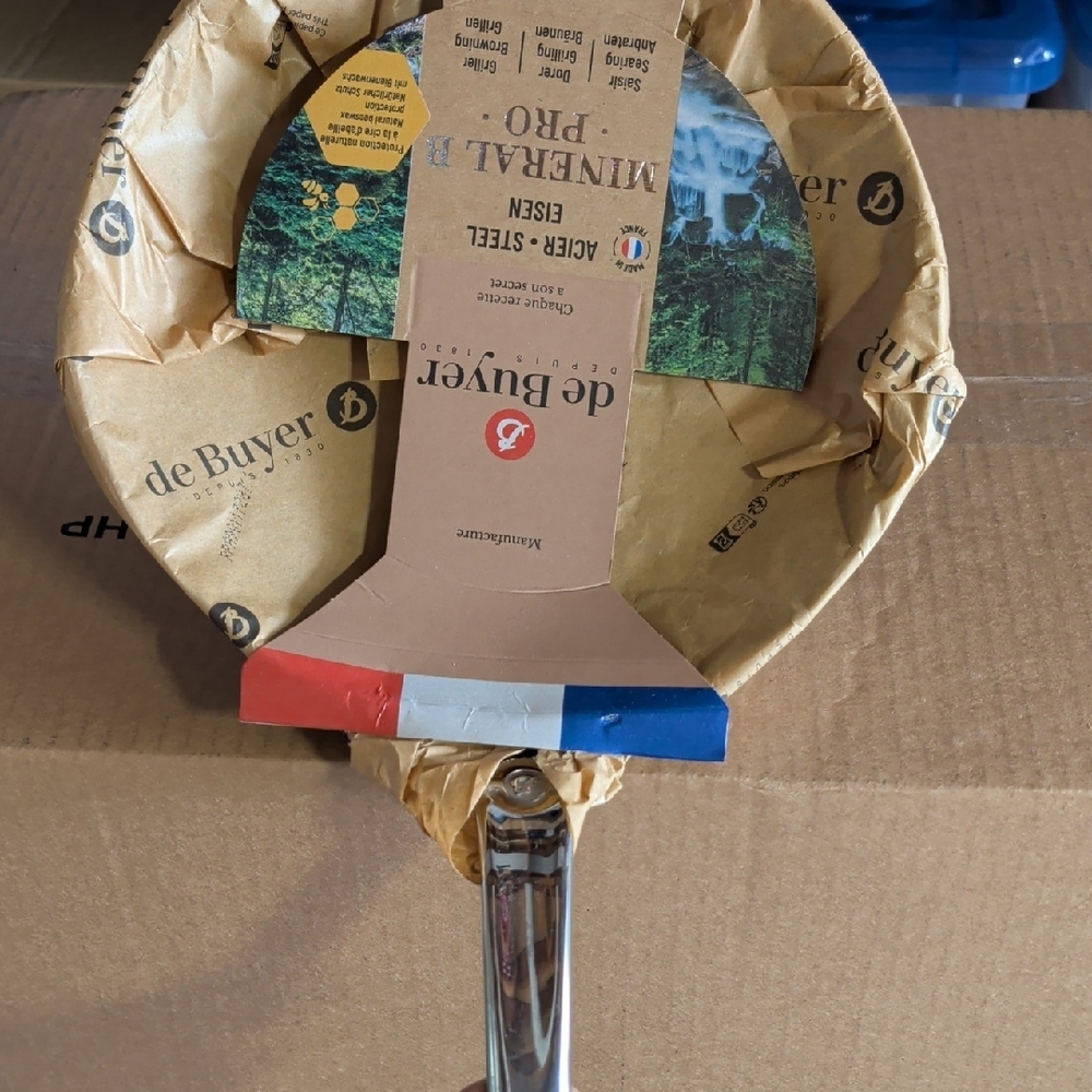 Mineral B Pro Steel Frying Pan - 24cm, Brown - Picture 2 of 2